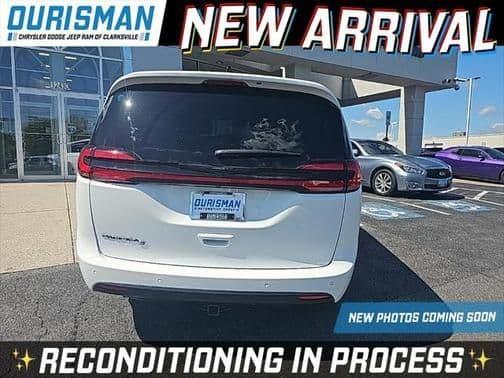 2023 chrysler pacifica touring l in clarksville, maryland