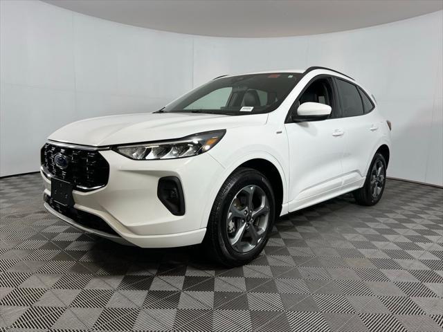 2023 ford escape st-line select