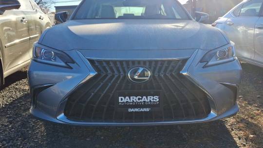 2025 Lexus ES