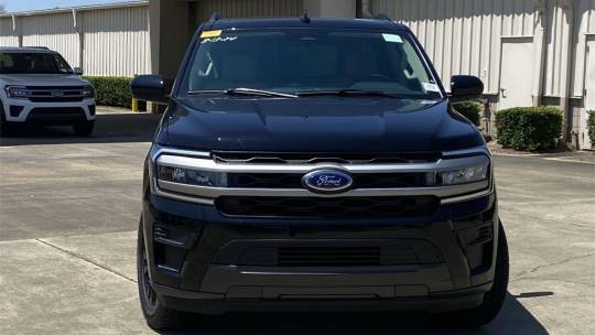 new 2024 ford expedition max xlt rwd