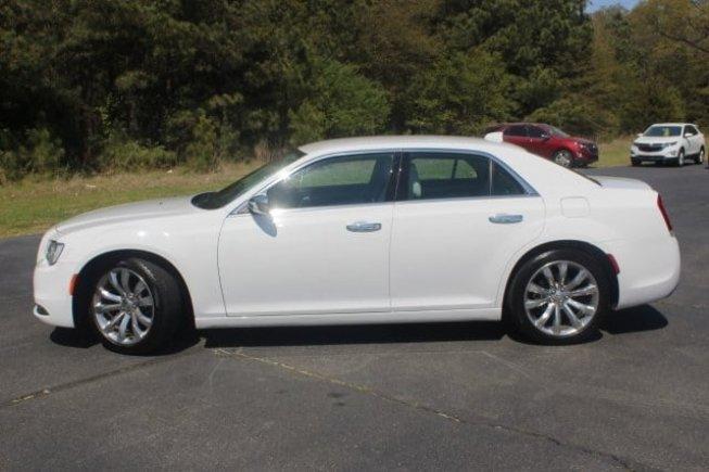 2018 chrysler 300 limited for sale in blades, delaware