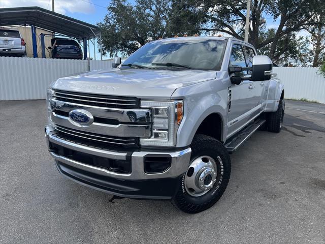 2019 ford f-350 lariat