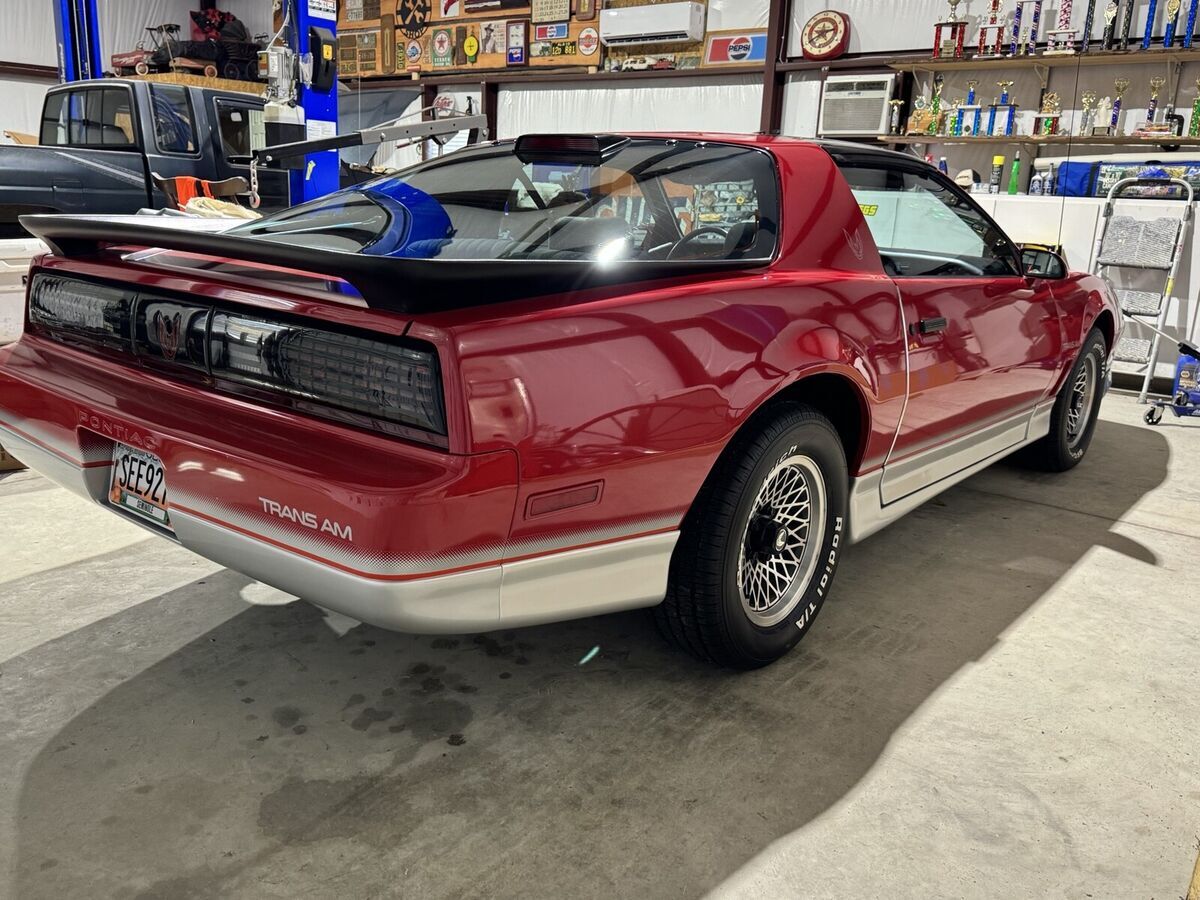 1986 pontiac firebird coupe red trans am