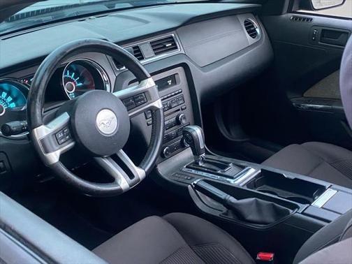 2013 ford mustang
