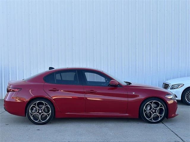 2022 alfa romeo giulia ti