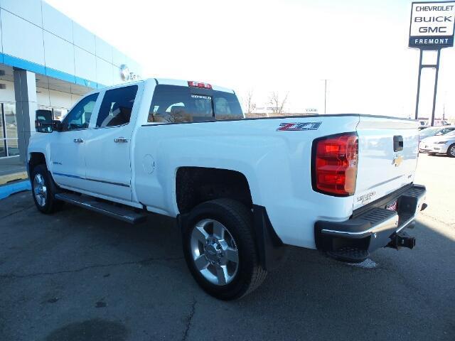 2016 chevrolet silverado 2500hd ltz 4x4 ltz 4dr crew cab sb for sale in gas hills, wyoming