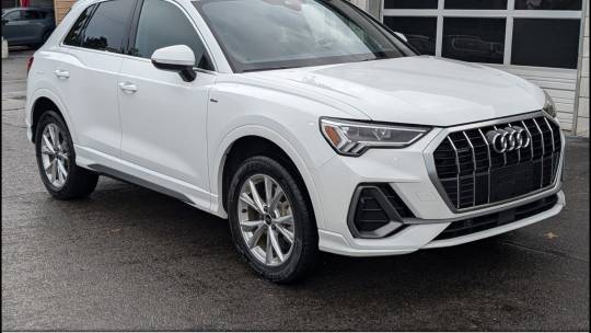 2023 Audi Q3 s line premium