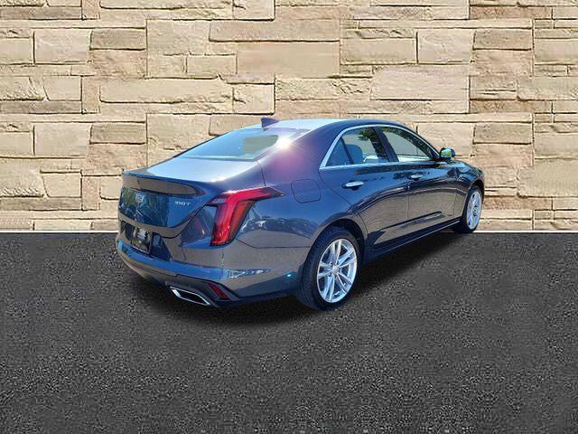 2021 cadillac ct4 luxury