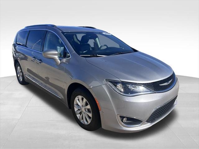 2018 chrysler pacifica touring-l