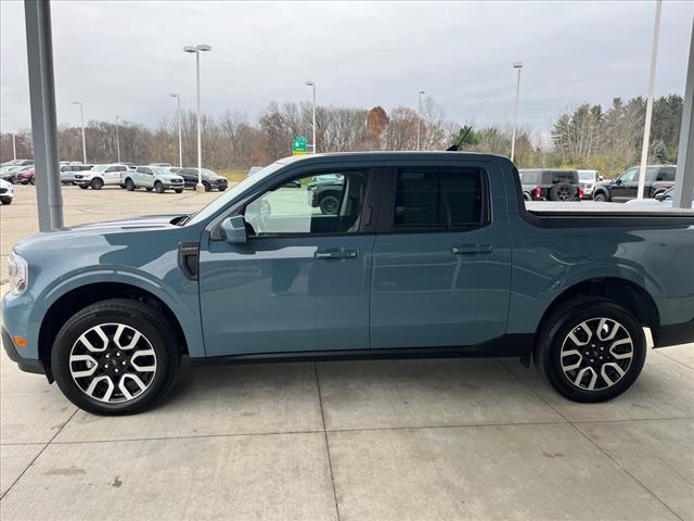 2022 ford maverick lariat
