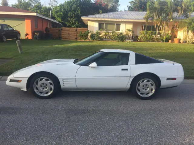 1992 chevrolet corvette coupe in excellent condition