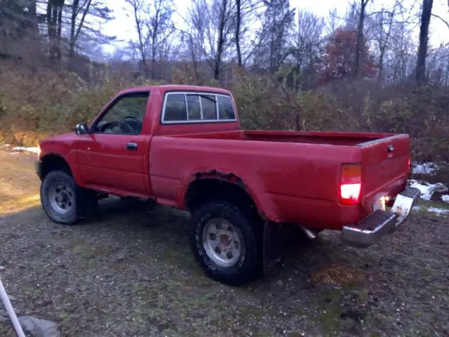 1991 toyota 4x4 v6 5 speed pickup truck short bed runs drives good gas project