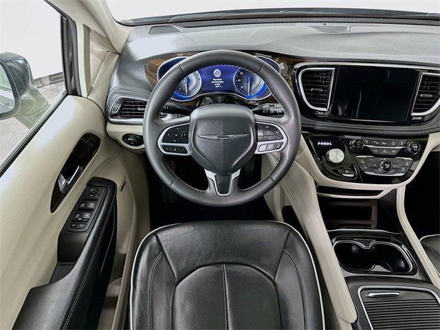 2022 chrysler pacifica limited