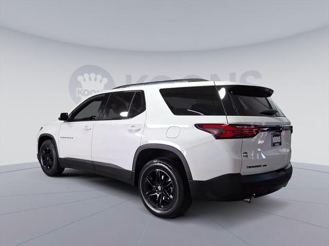 2022 chevrolet traverse lt leather
