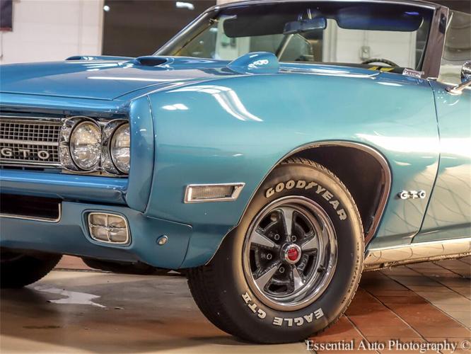 1969 pontiac gto in downers grove, illinois