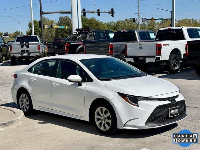 2022 toyota corolla le