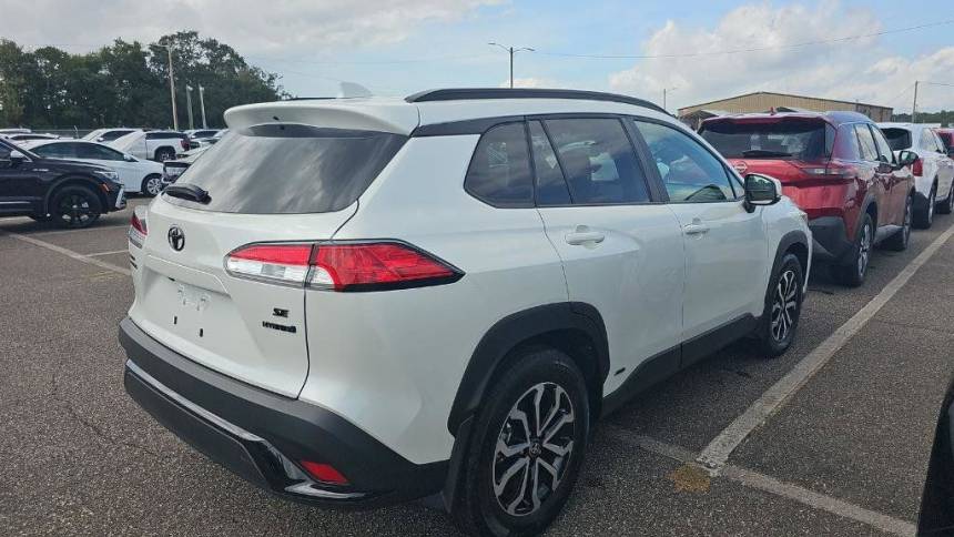 2023 toyota corolla cross hybrid se