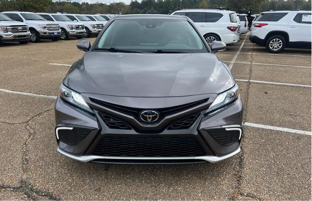 2022 toyota camry xse