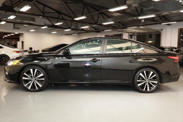 2022 nissan altima sr fwd