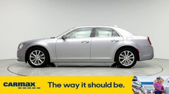 2018 Chrysler 300