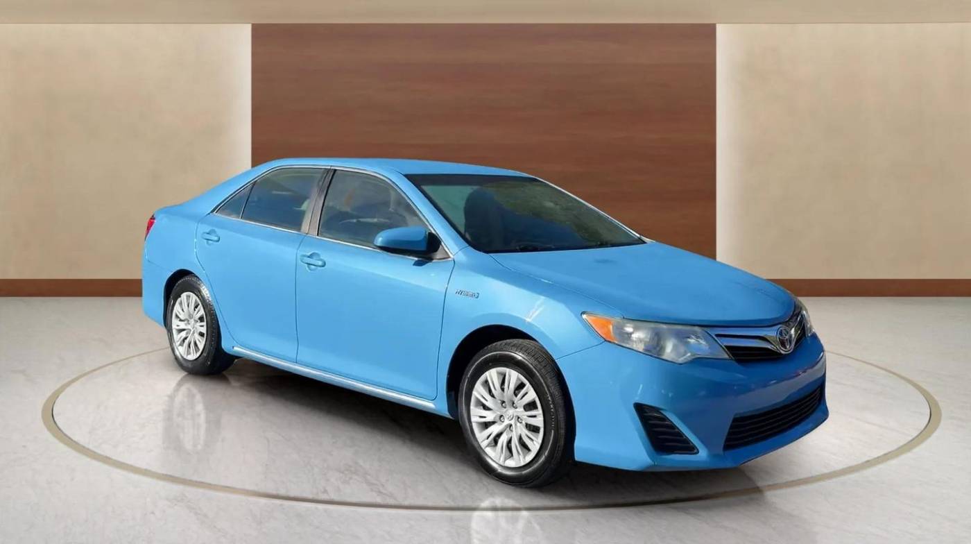 2012 toyota camry hybrid le