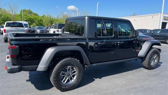 2024 Jeep Gladiator