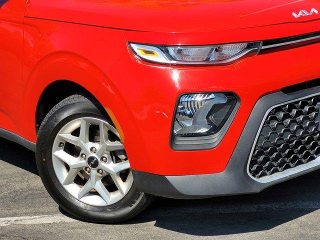 2022 kia soul lx