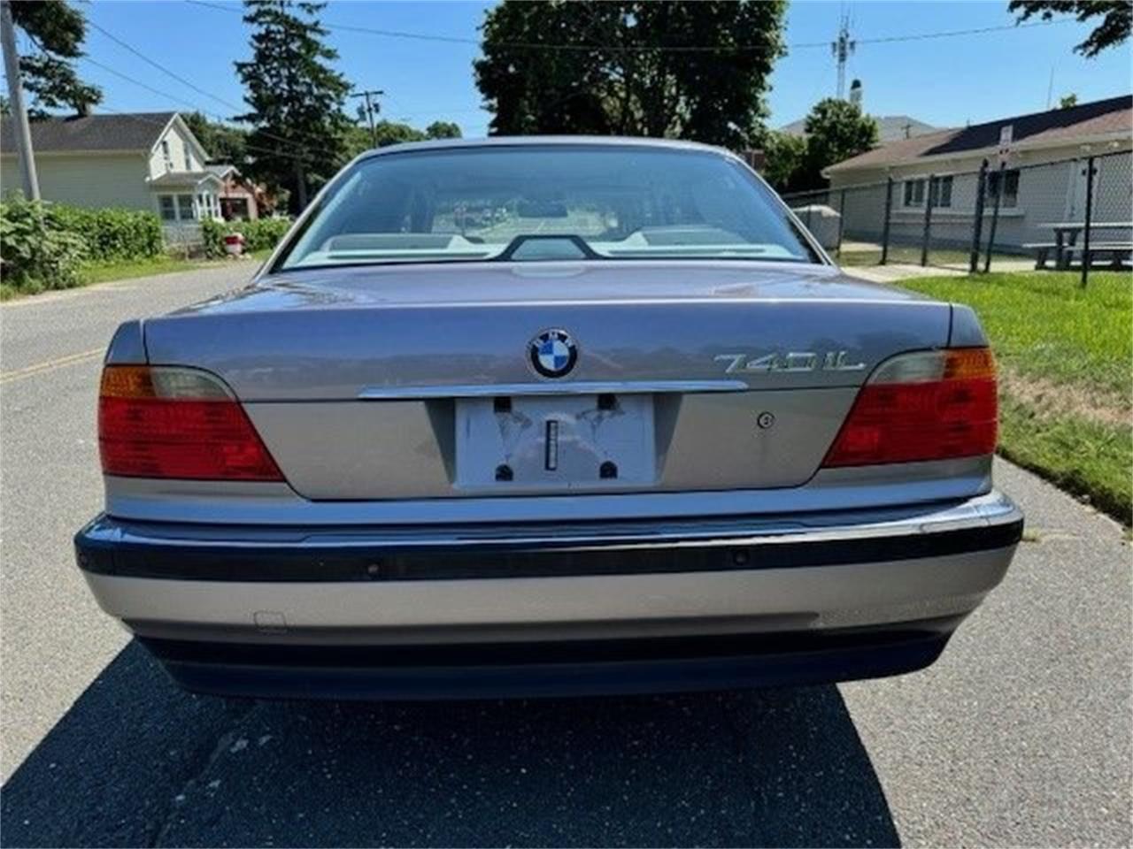 2000 bmw 740i