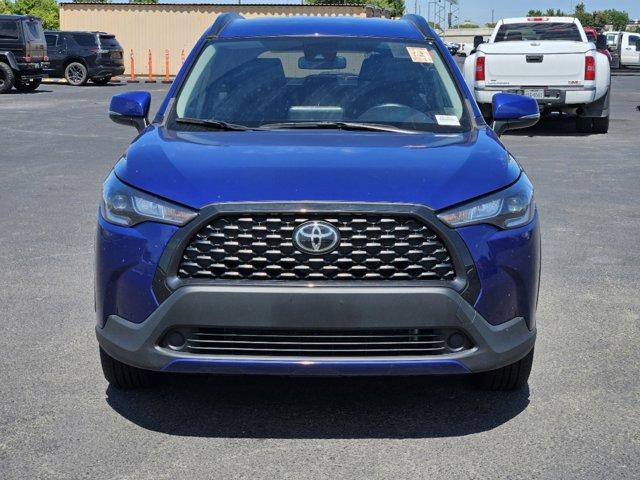 2022 toyota corolla cross le
