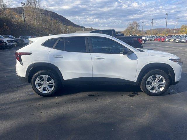 2024 chevrolet trax ls