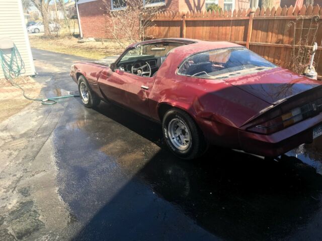 1981 camaro z28 - sbc 350+t10 man trans