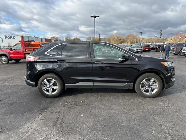 2022 ford edge sel
