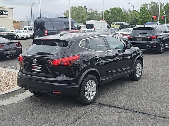 2019 nissan rogue sport s in belmont heights, utah