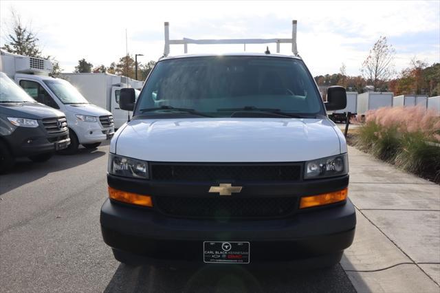 2020 chevrolet express 2500 rwd 2500 regular wheelbase wt
