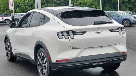 2024 Ford Mustang Mach-E