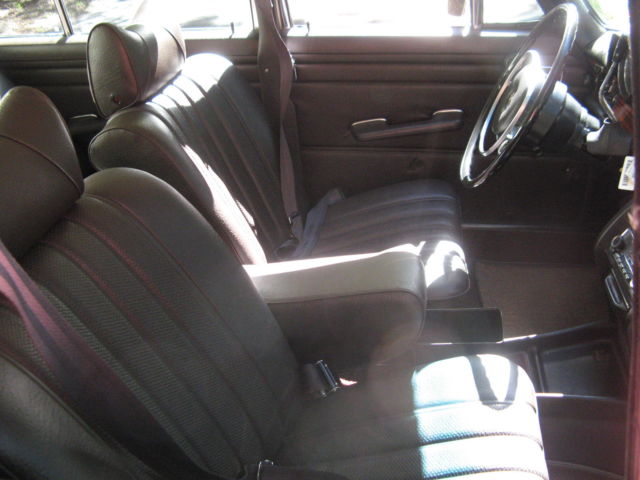 1970 mercedes benz 250s , 4 door sedan ivory , very good condition