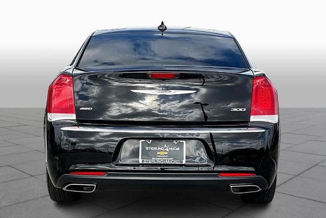 2019 chrysler 300 limited