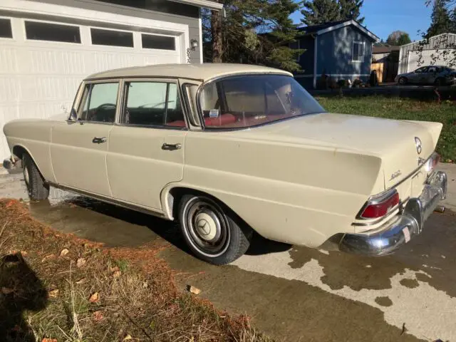1967 mercedes-benz 220 grey rwd manual c