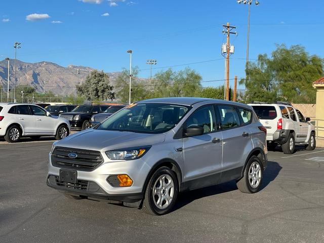 2019 ford escape s