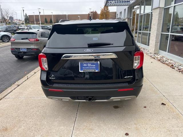 2022 ford explorer xlt