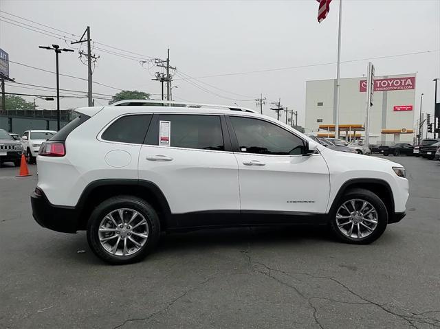 2021 jeep cherokee latitude lux