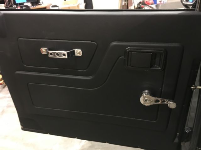 1985 land rover defender 90 restored