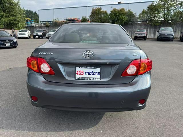 2010 toyota corolla le
