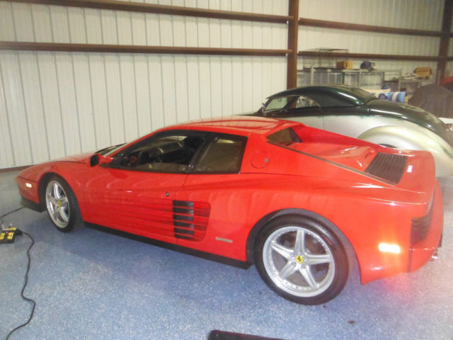 1988 ferrari testarossa rosso corsa red / low miles/ major servcie completed