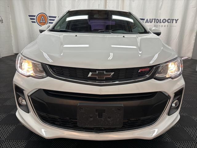 2020 chevrolet sonic fwd sedan lt