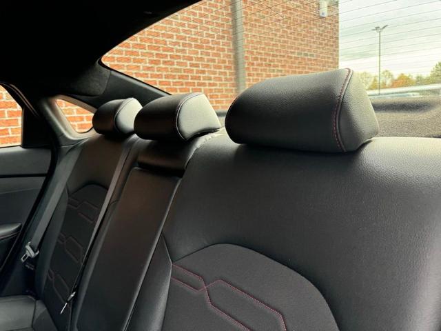 2022 kia forte gt