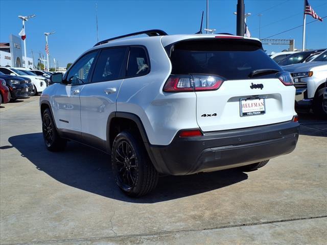 2023 jeep cherokee altitude lux