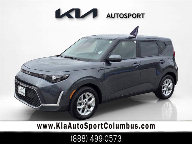 2023 kia soul lx