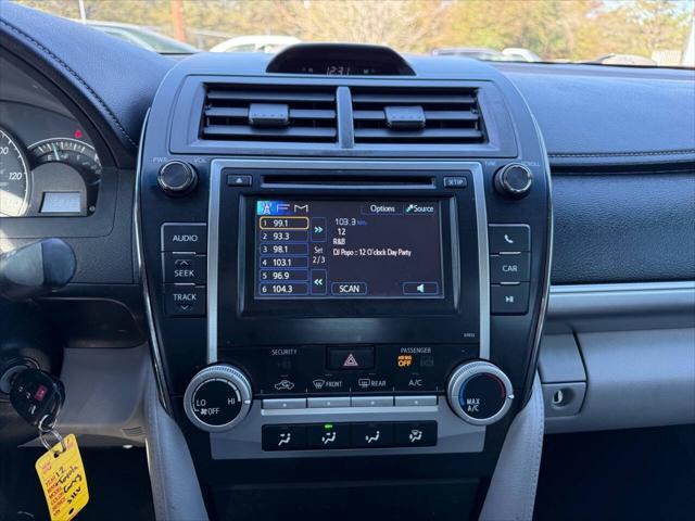 2012 toyota camry le