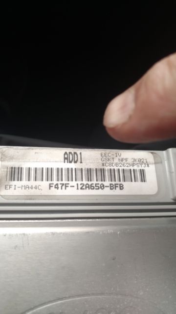 1994 white mazda b2300 pickup truck